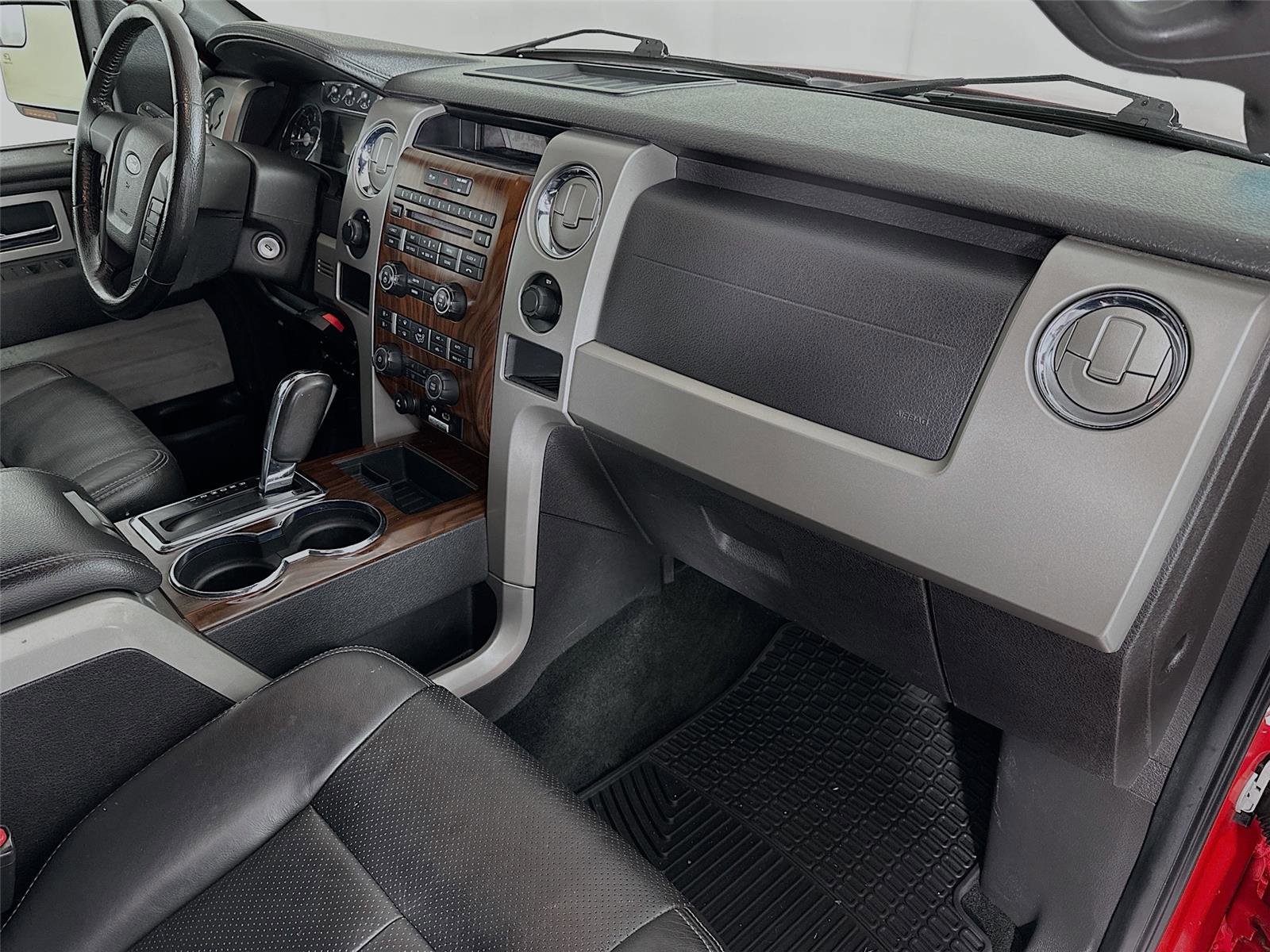 Used 2012 Ford F150 Lariat w/ Lariat Chrome Pkg image 27