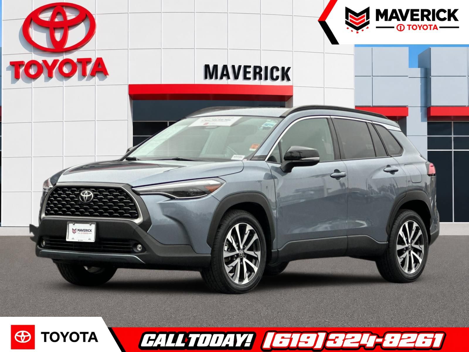 Used 2025 Toyota Corolla Cross XLE FWD image 1