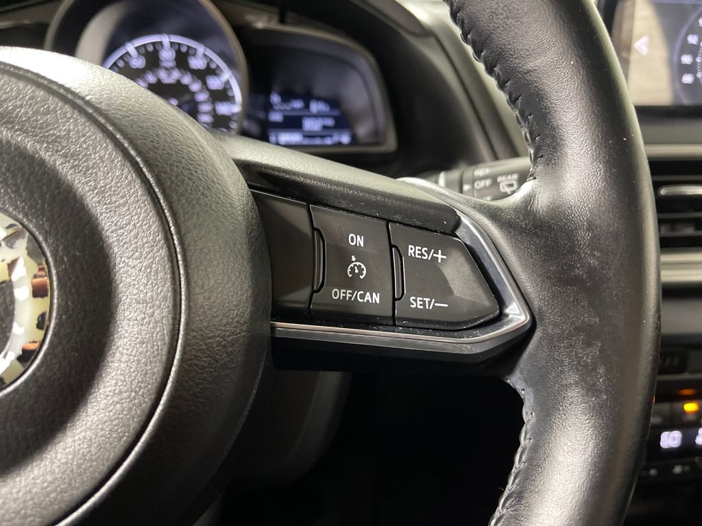 Used 2017 MAZDA MAZDA3 Touring image 27