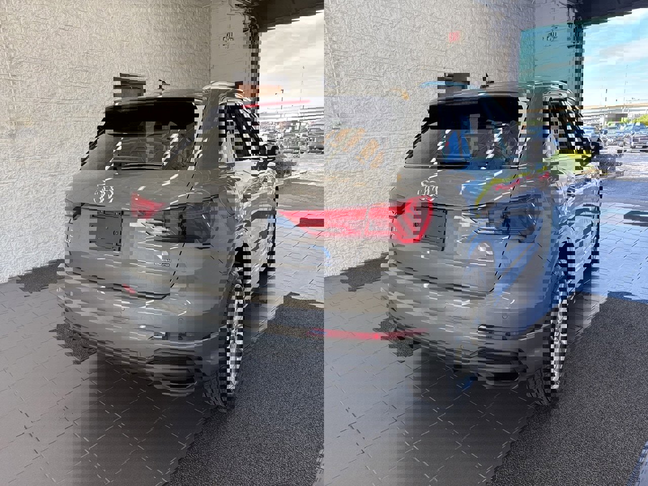 New 2025 Audi Q3 2.0T Premium image 7