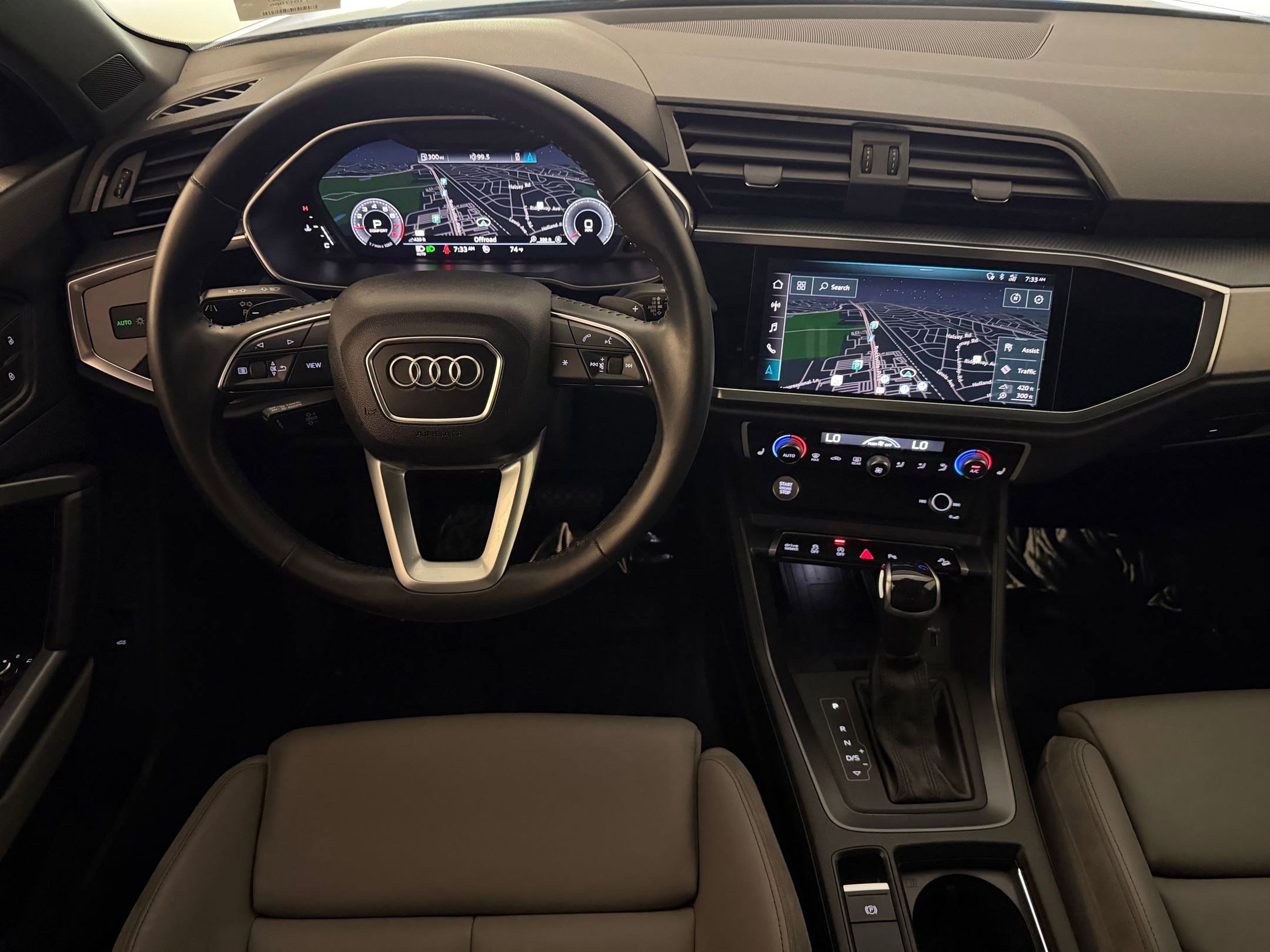 Used 2020 Audi Q3 2.0T Premium Plus AWD/4WD image 28