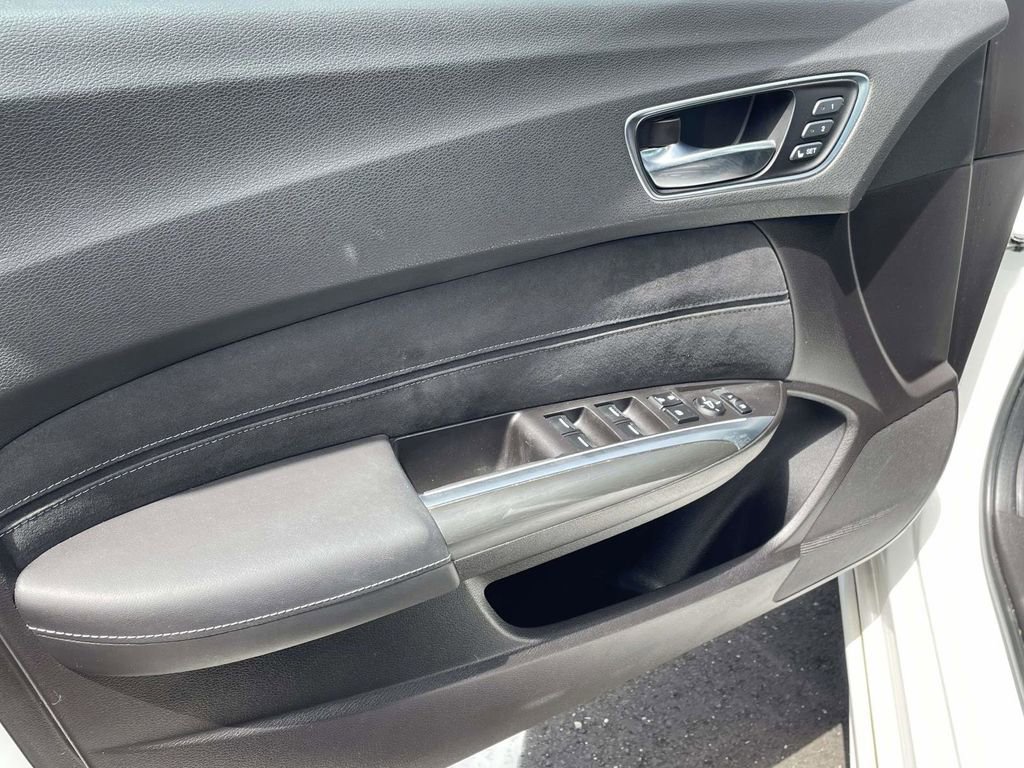 Used 2019 Acura TLX V6 w/ Technology & A-SPEC Pkg FWD image 14