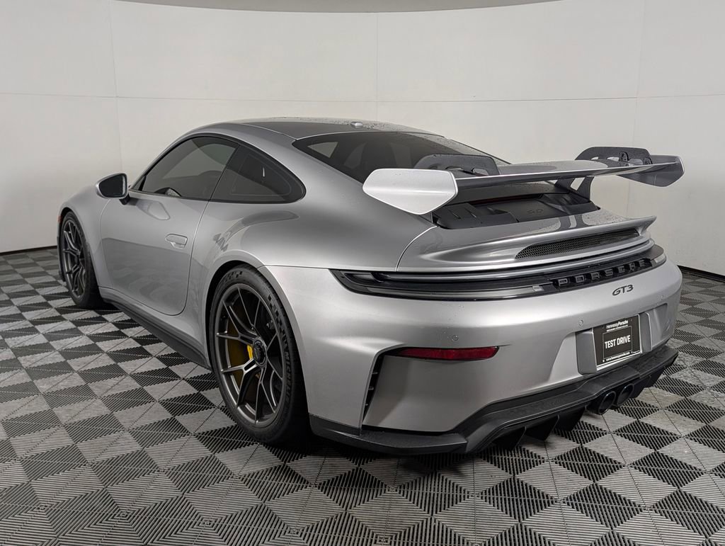 Certified 2026 Porsche 911 GT3 RWD image 3