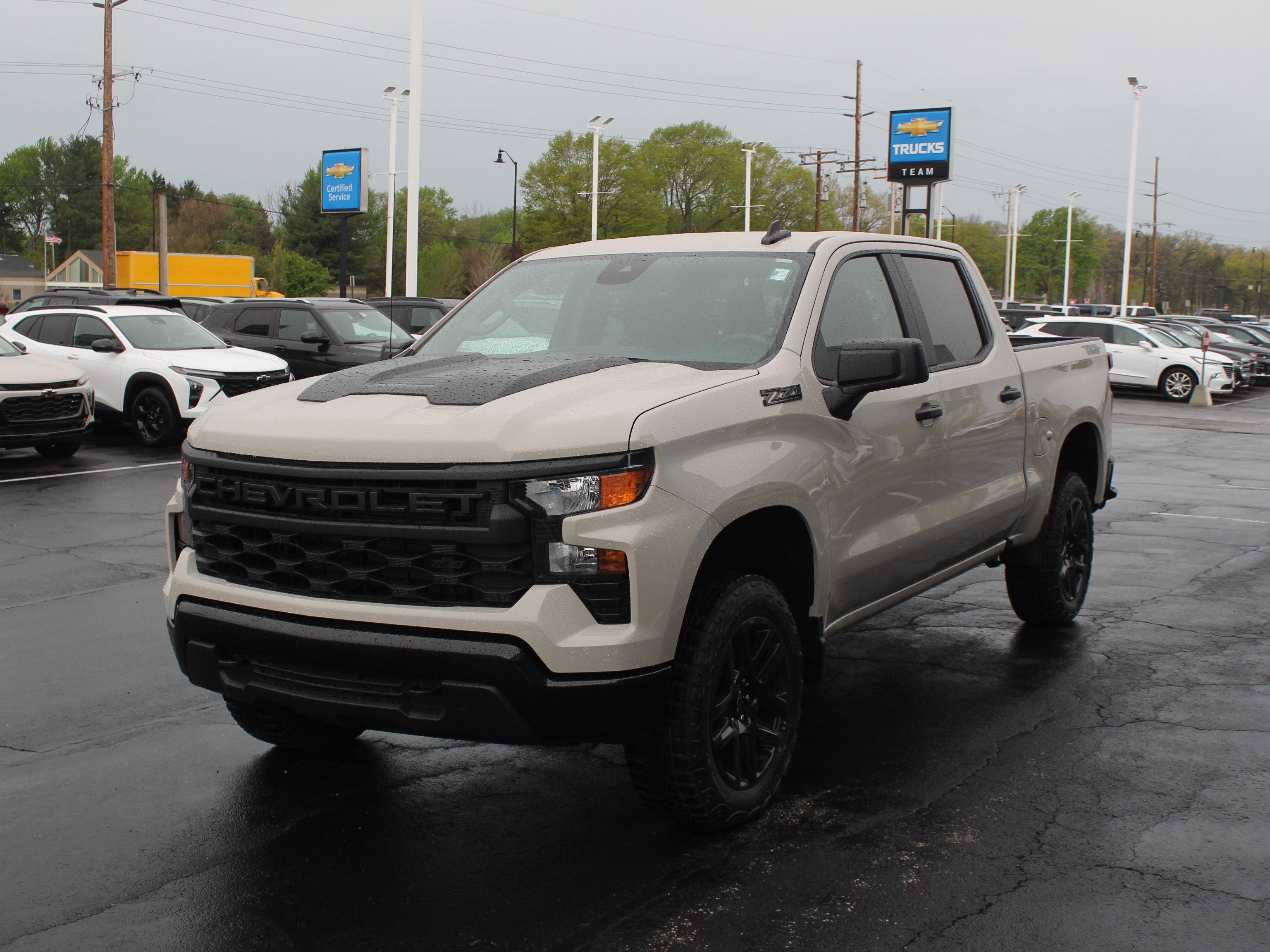 New 2026 Chevrolet Silverado 1500 Custom Trail Boss w/ Dark Appearance Package AWD/4WD image 7