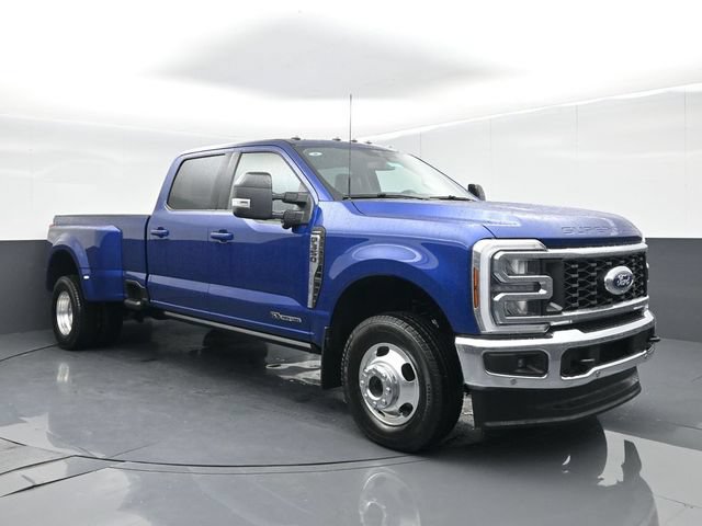 Used 2026 Ford F350 Lariat w/ Lariat Ultimate Package AWD/4WD image 2