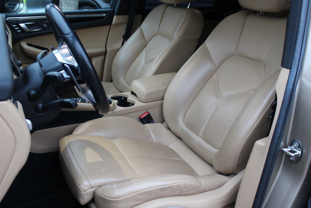 Used 2018 Porsche Macan image 5