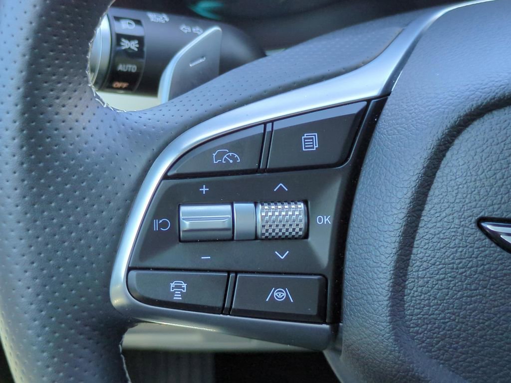 Used 2026 Genesis G70 2.5T image 22