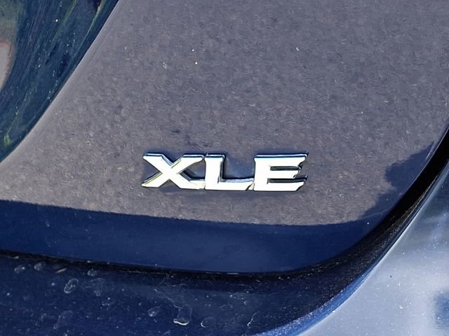 Used 2023 Toyota Camry XLE w/ Cold Weather Package FWD image 34