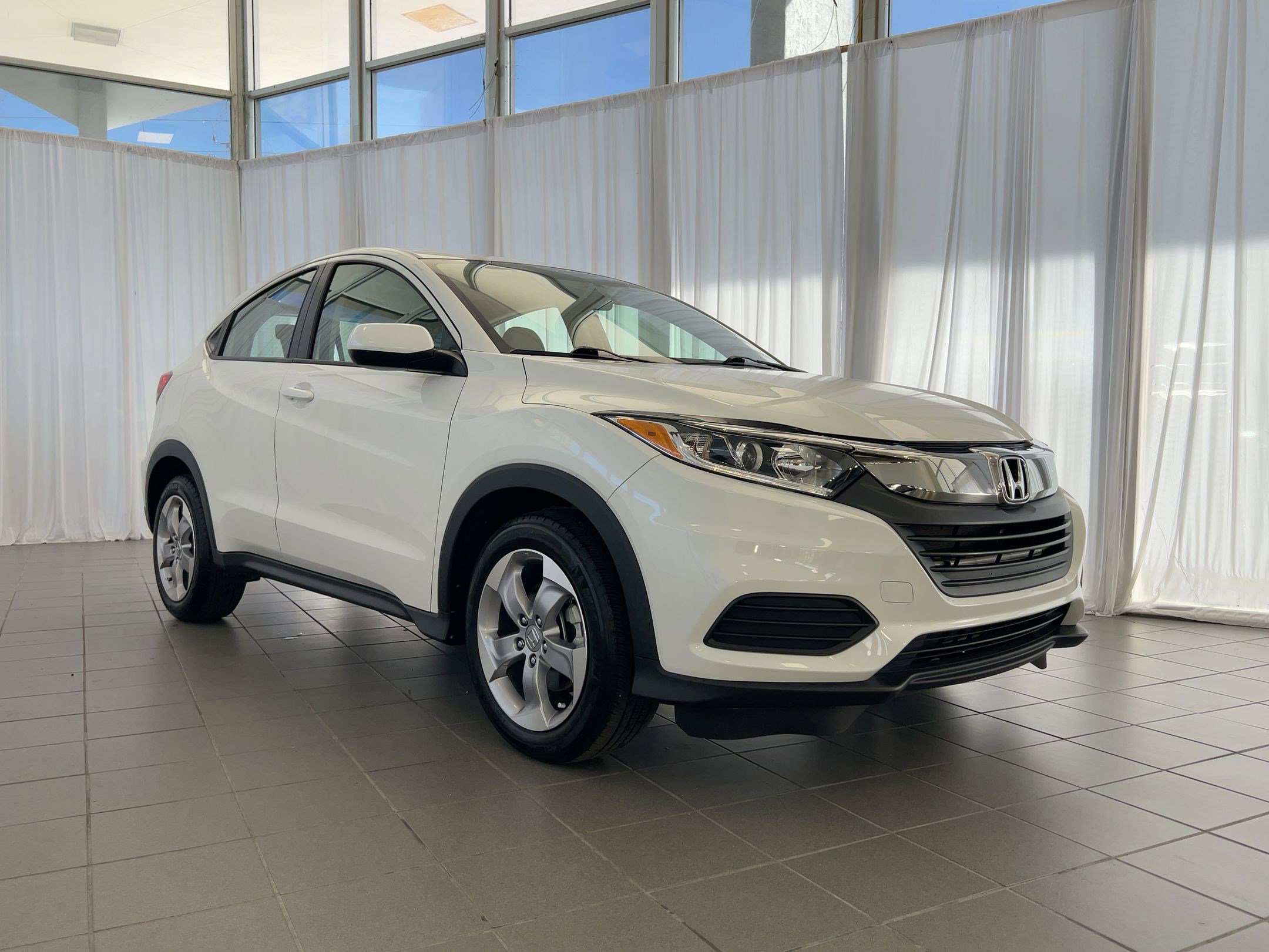 Used 2022 Honda HR-V LX image 7