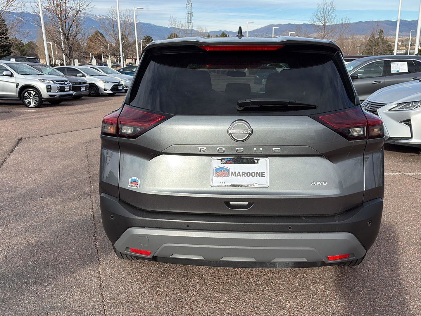 Used 2023 Nissan Rogue S image 23