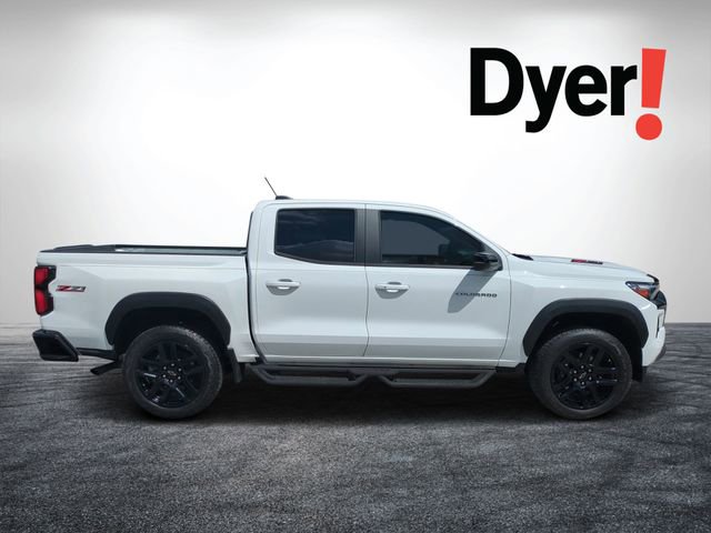 Certified 2024 Chevrolet Colorado Z71 w/ Z71 Convenience Package 2 AWD/4WD image 2