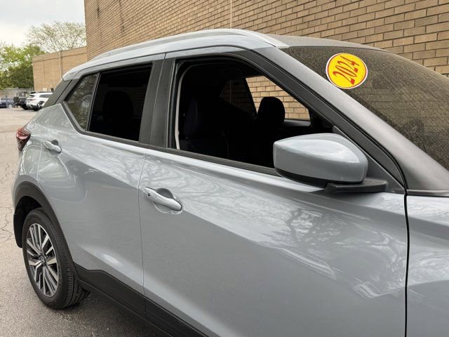 Used 2024 Nissan Kicks SV FWD image 6