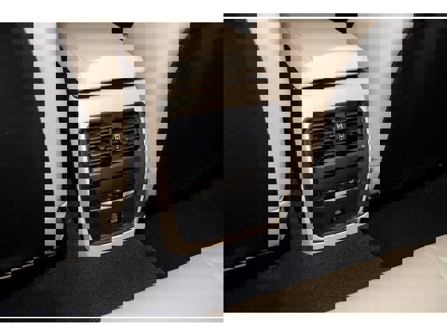 Used 2026 BMW 330i xDrive 330i xDrive w/ Premium Package image 76