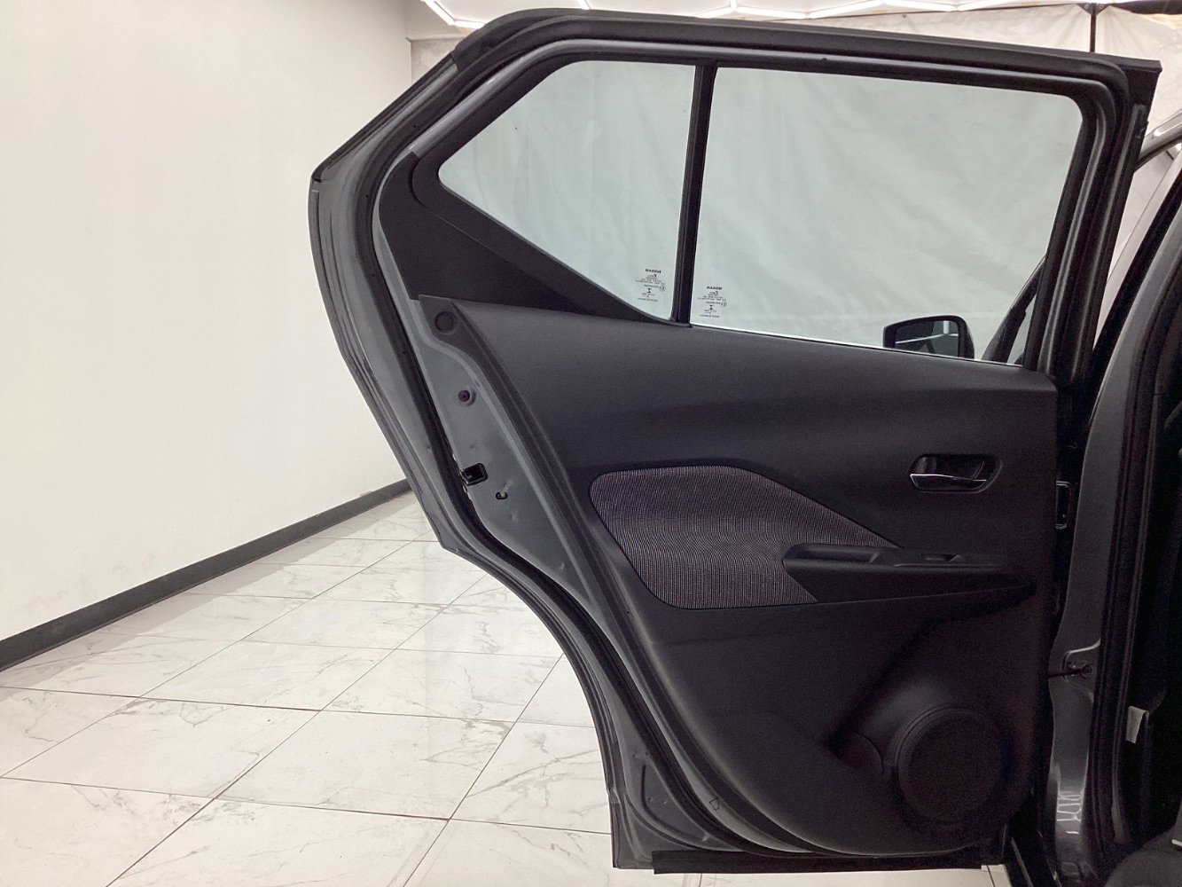 Used 2018 Nissan Kicks SV image 24