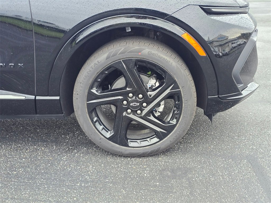 New 2026 Chevrolet Equinox EV RS image 2