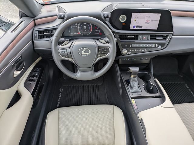 Used 2025 Lexus ES 350 w/ Premium Package image 21