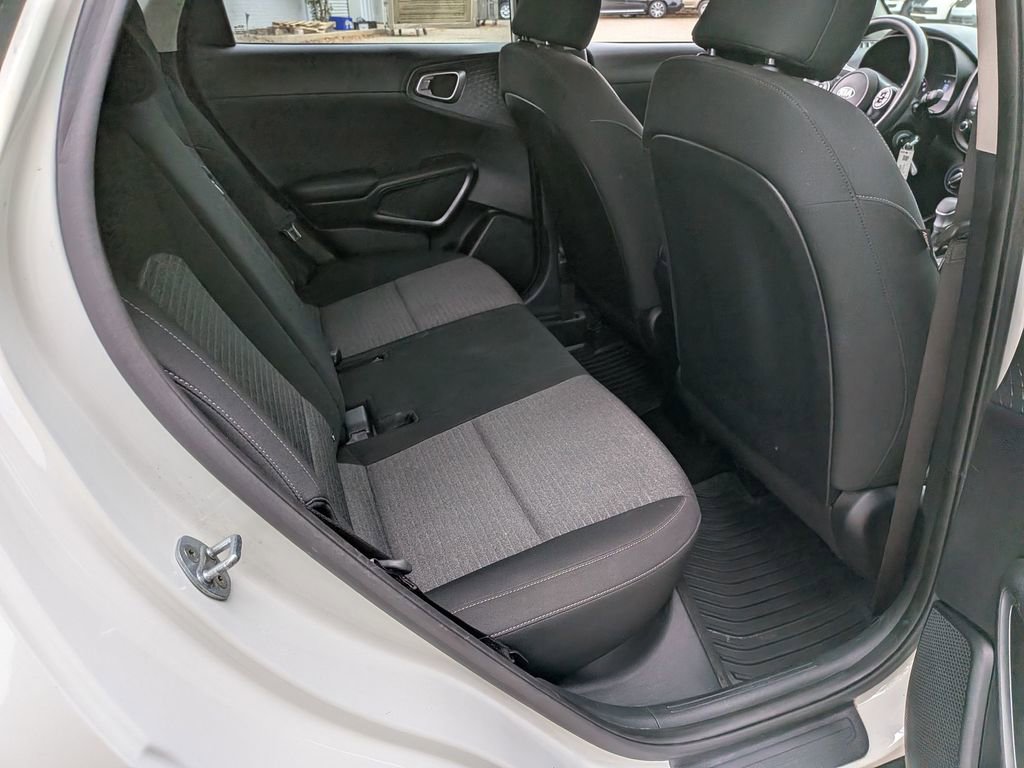 Used 2020 Kia Soul S FWD image 26