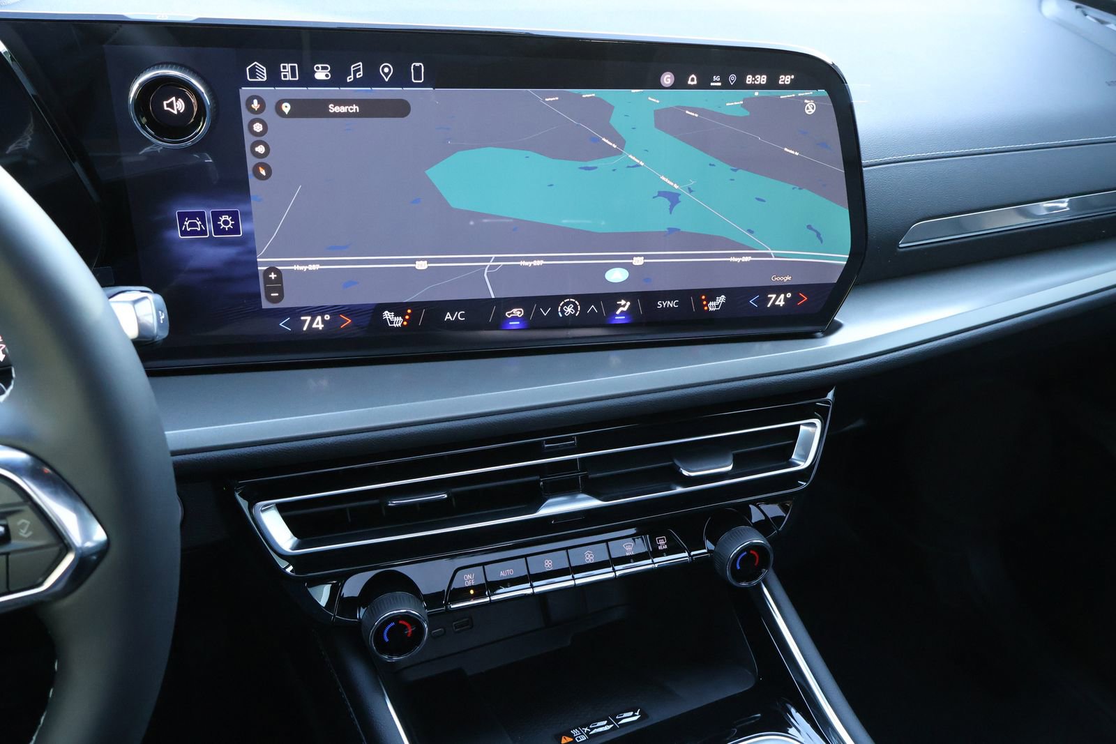 New 2026 Chevrolet Traverse LT w/ Sun and Wheel Package image 13