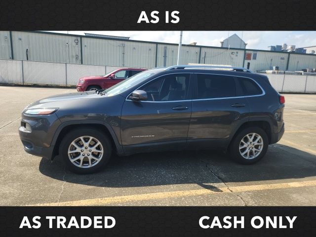 Used 2016 Jeep Cherokee Latitude FWD image 4