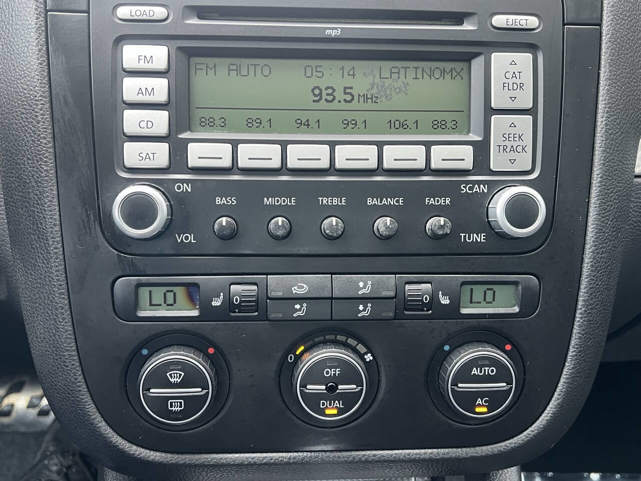 Used 2008 Volkswagen R32 image 13