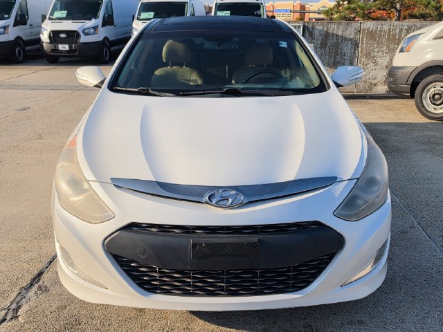 Used 2013 Hyundai Sonata Limited w/ Panoramic Sunroof Pkg FWD image 2