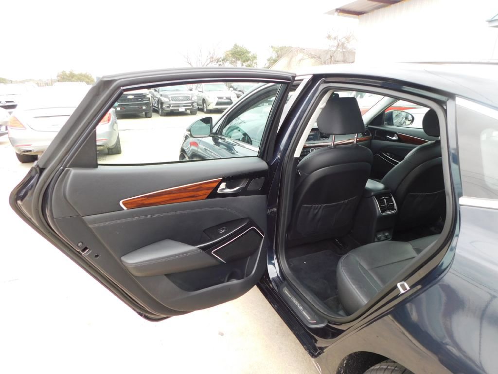 Used 2017 Kia Cadenza Technology FWD image 22