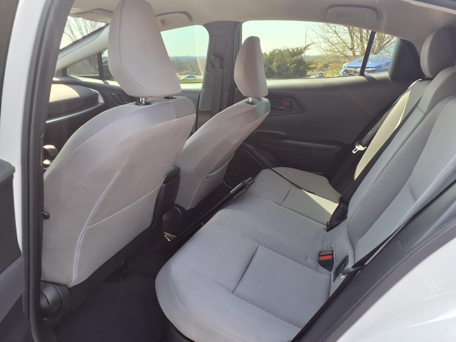 Used 2023 Toyota Prius LE image 28