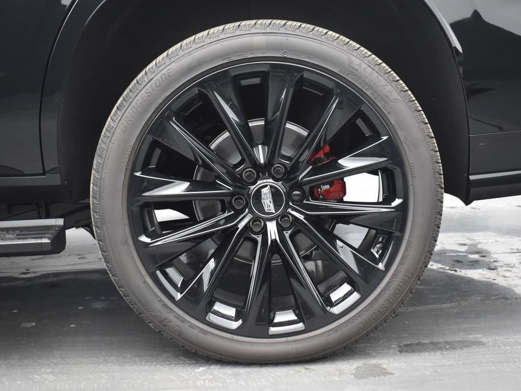 Certified 2025 Cadillac Escalade V w/ LPO, ONYX Package AWD/4WD image 9