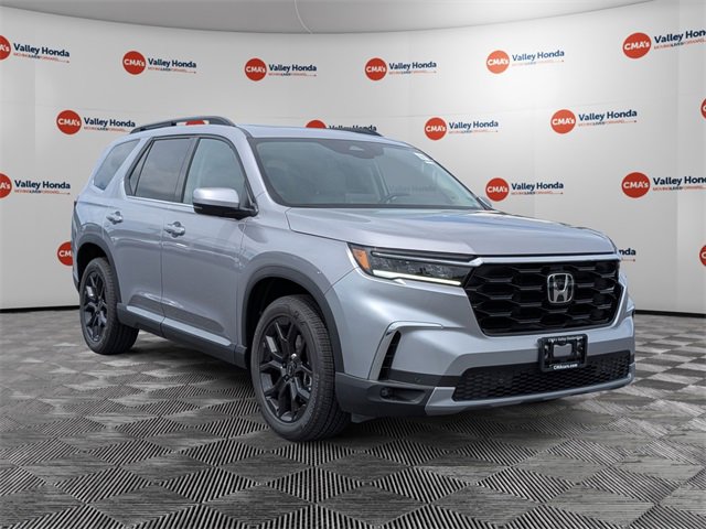 New 2025 Honda Pilot Touring image 3