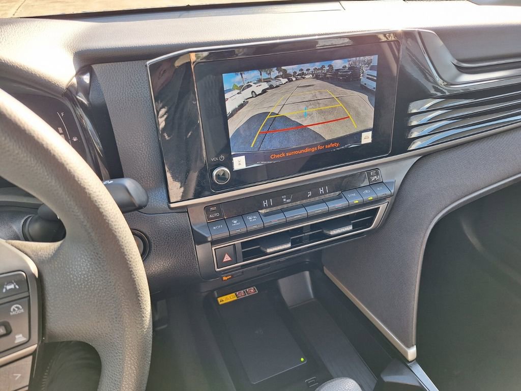 Used 2025 Toyota Camry LE image 20