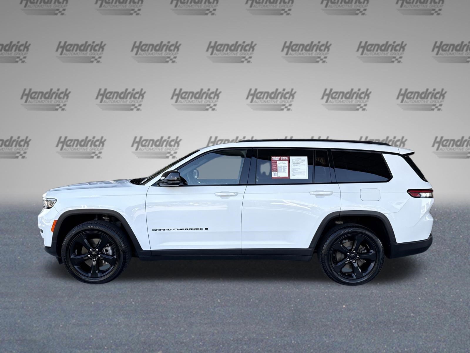 Used 2022 Jeep Grand Cherokee L Laredo AWD/4WD image 6