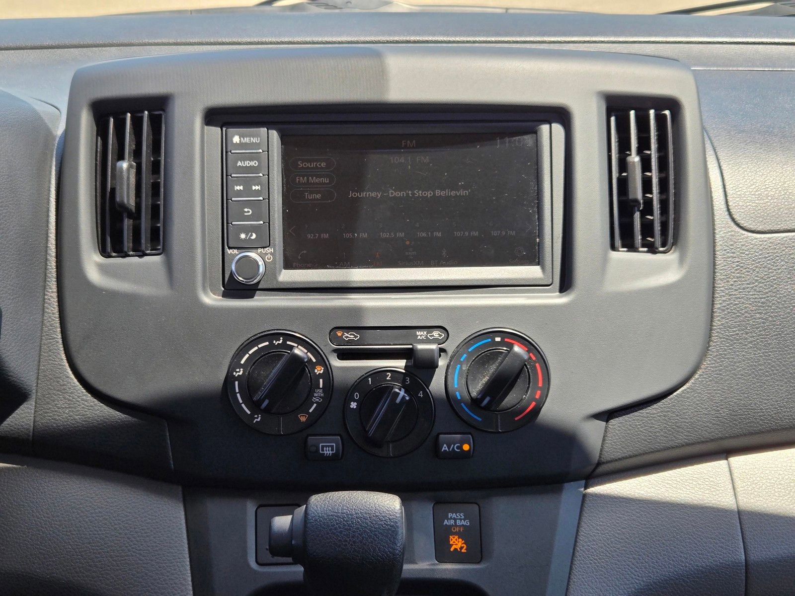 Used 2021 Nissan NV200 SV w/ Sliding Door Glass Package FWD image 12