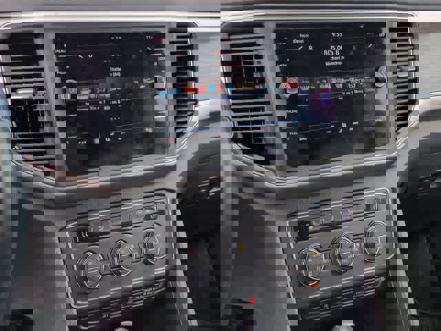 Used 2018 Volkswagen Atlas SE image 27