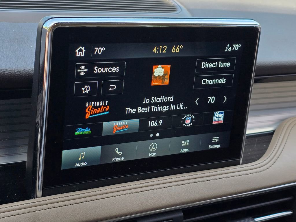 Used 2022 Lincoln Corsair FWD w/ Premium Package image 22