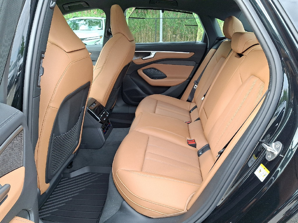 New 2026 Audi A6 Premium Plus AWD/4WD image 5