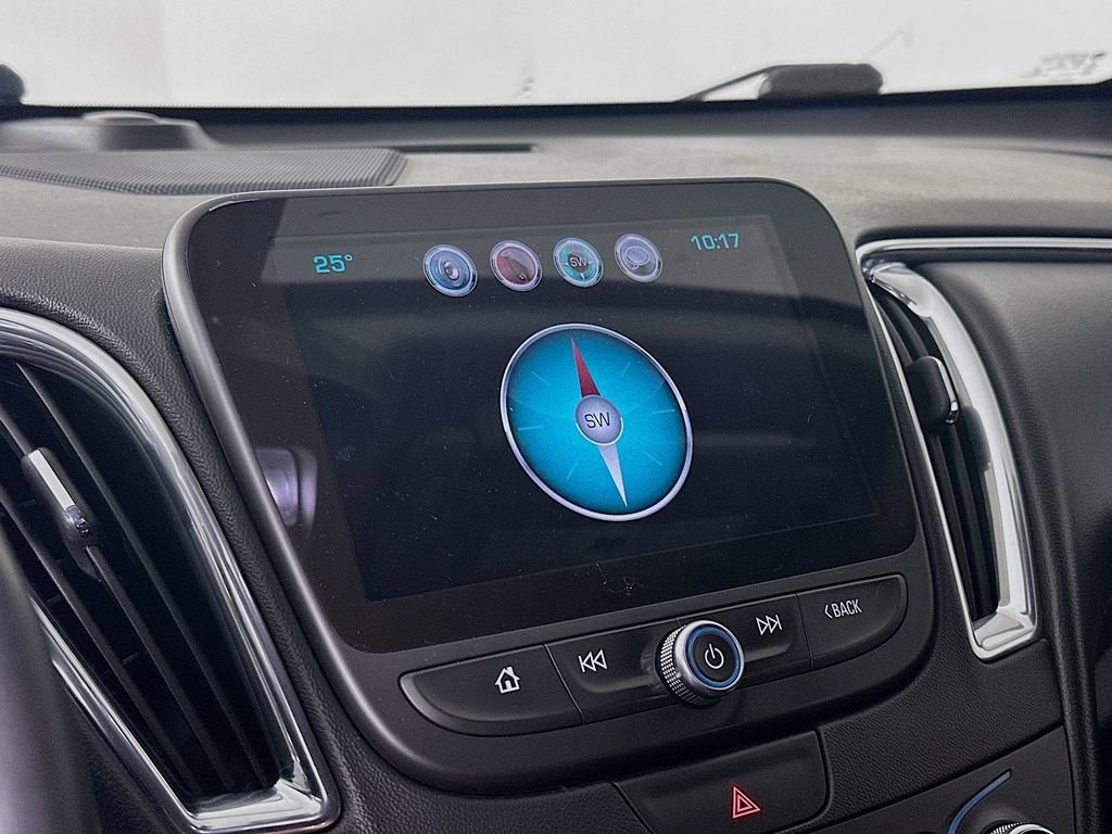 Used 2016 Chevrolet Malibu LT w/ Leather Package image 17