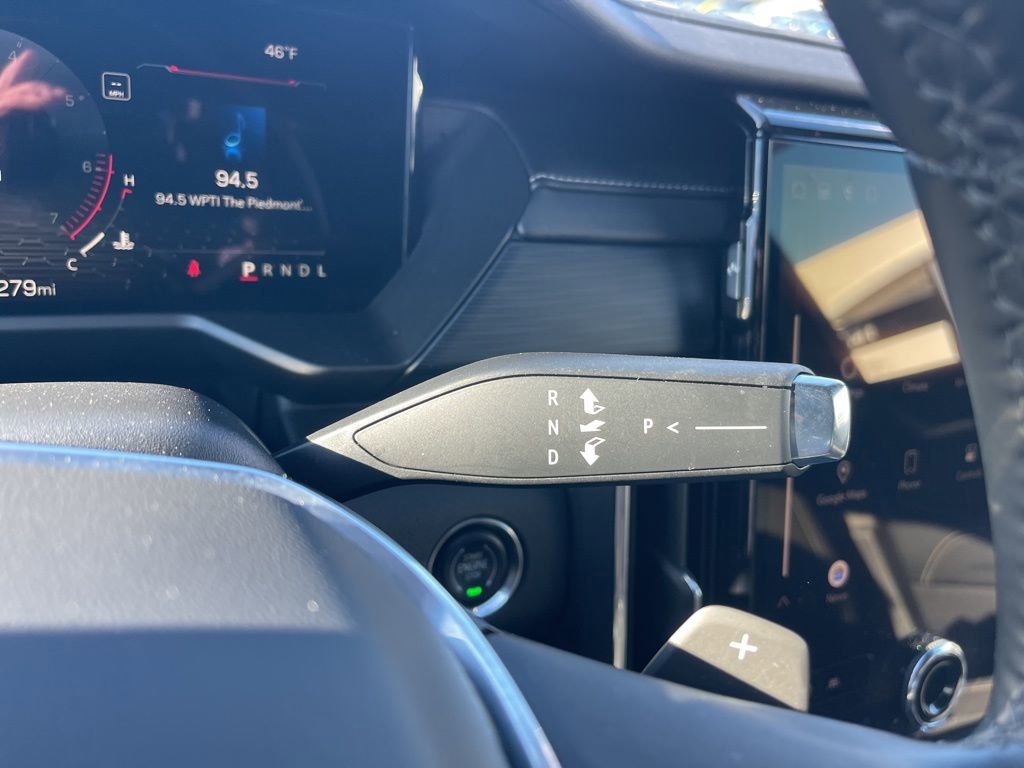 Used 2025 GMC Acadia Elevation FWD image 23