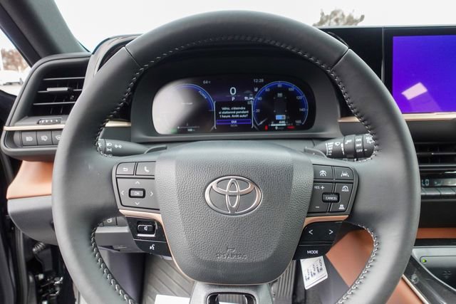 New 2026 Toyota Crown Signia image 15