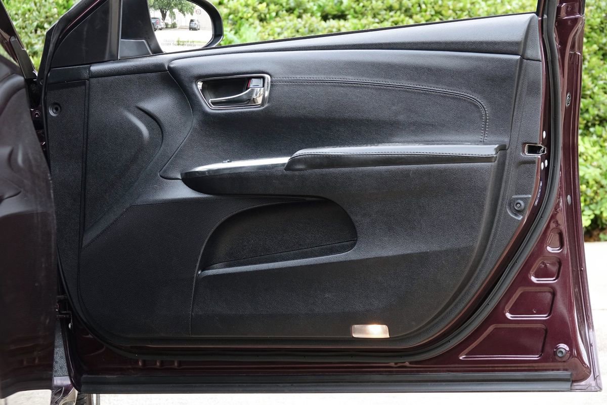 Used 2015 Toyota Avalon XLE Premium FWD image 39