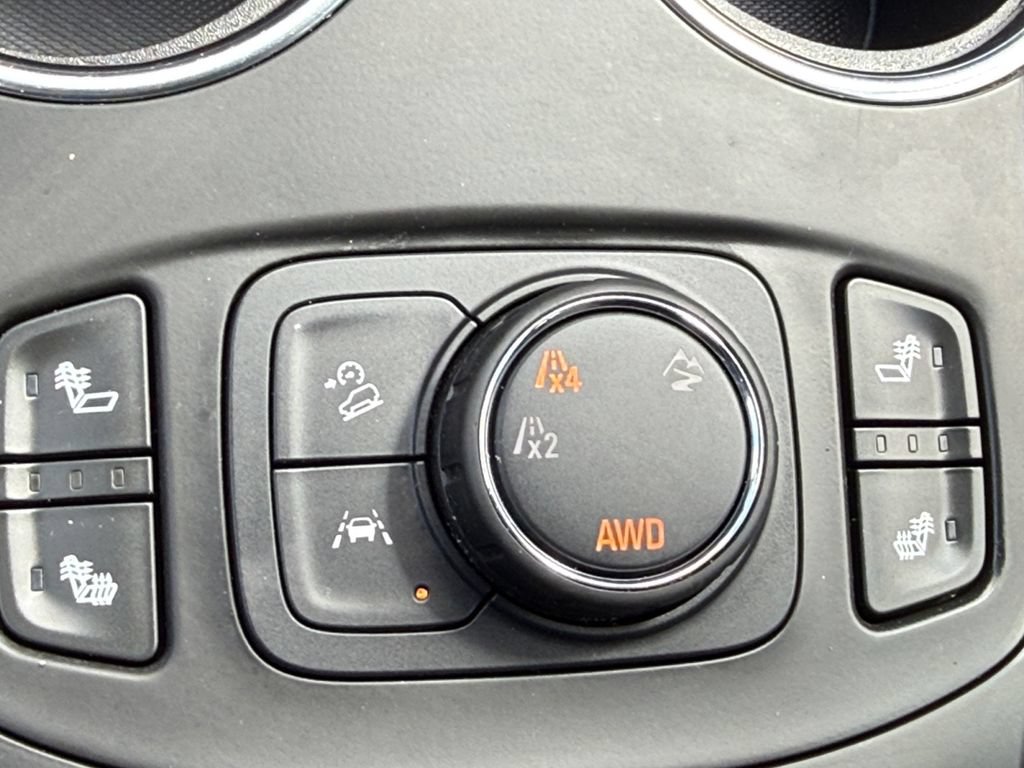 Used 2023 GMC Terrain SLE w/ Driver Convenience Package AWD/4WD image 19