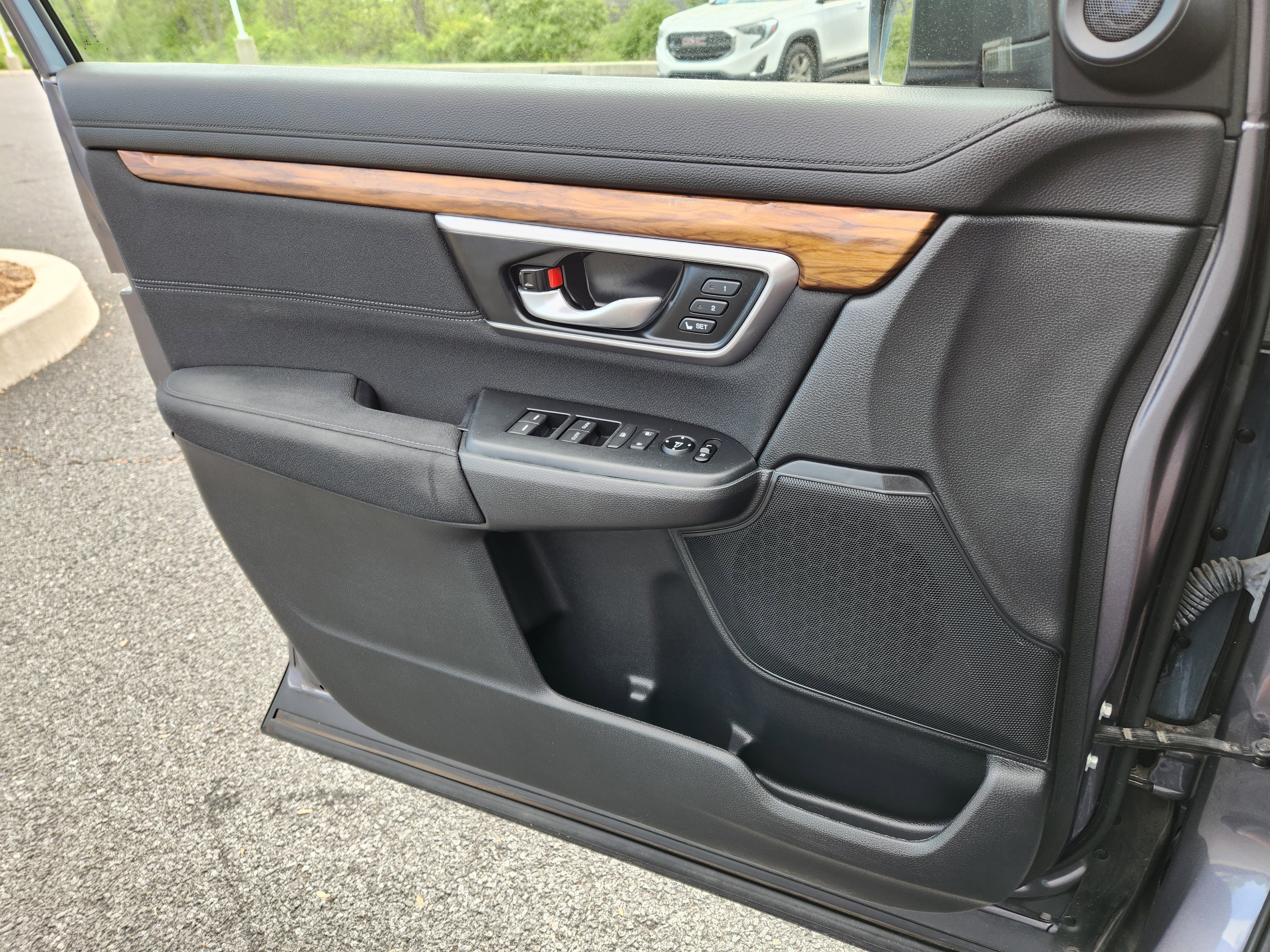 Used 2021 Honda CR-V EX image 23