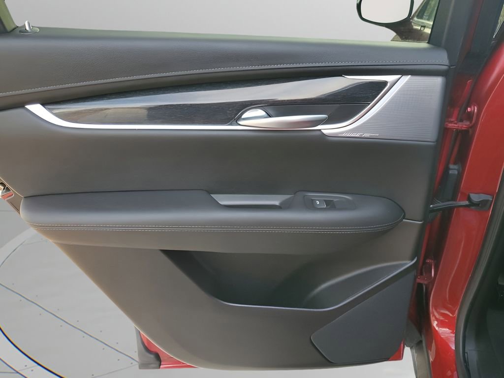 Certified 2023 Cadillac XT5 Premium Luxury image 39