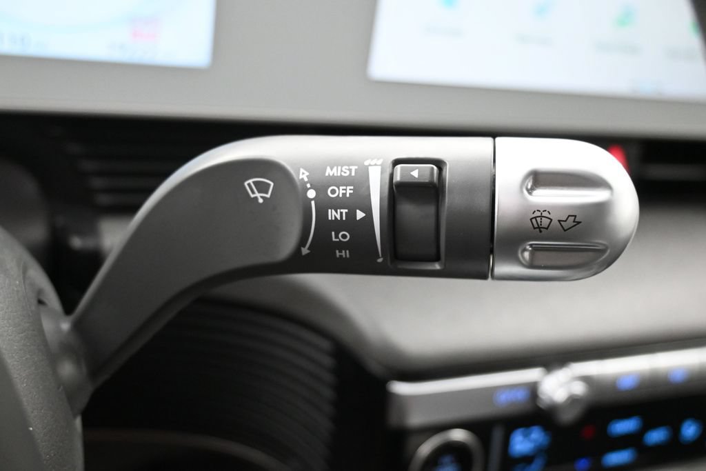 Used 2024 Hyundai Ioniq 5 SE RWD image 8