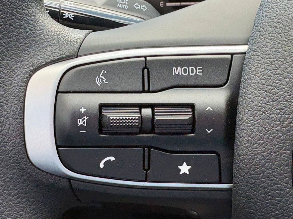 New 2026 Kia K5 LXS image 20