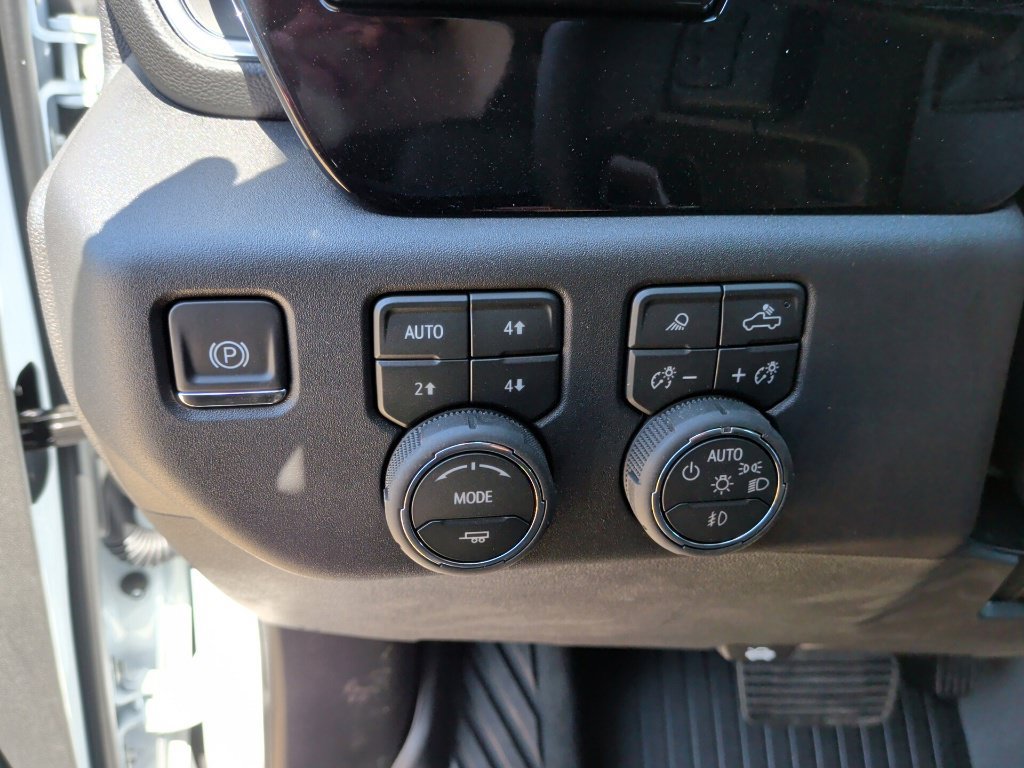 New 2026 Chevrolet Silverado 1500 LT Trail Boss w/ LT Trail Boss Premium Package AWD/4WD image 16