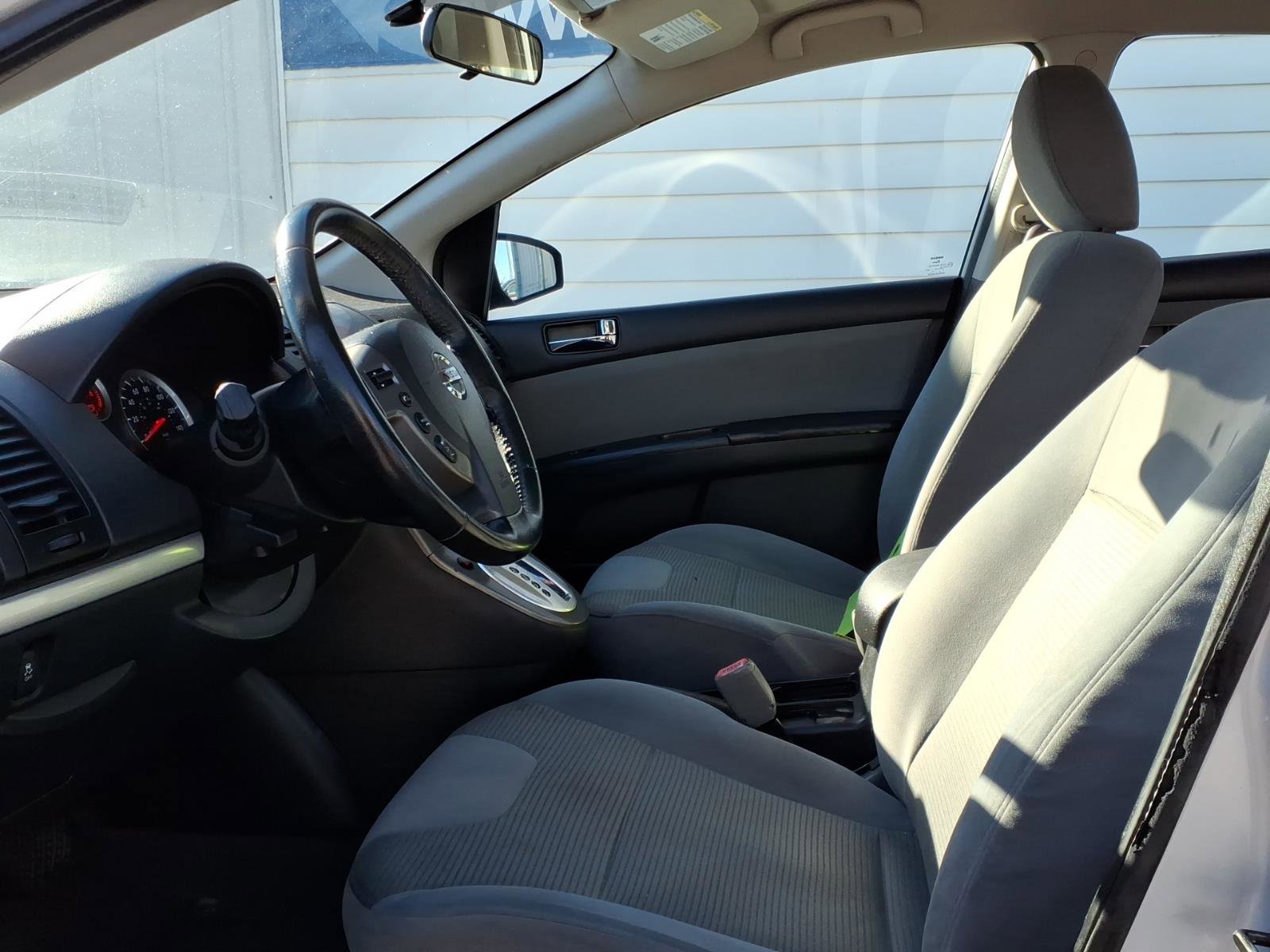 Used 2012 Nissan Sentra 2.0 S w/ Convenience Pkg image 7