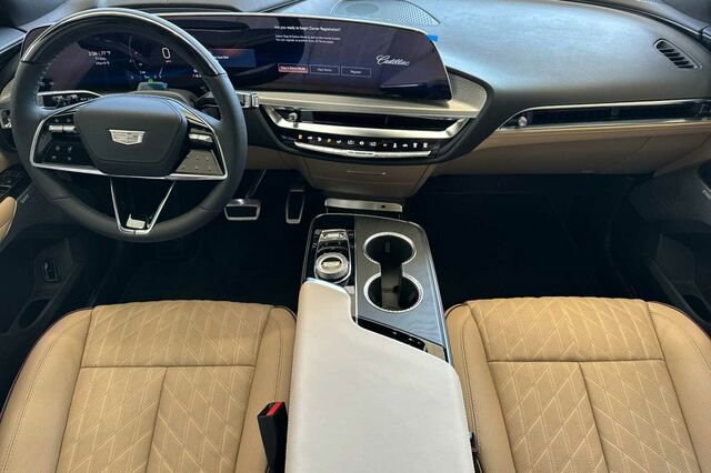 New 2026 Cadillac Lyriq Signature Sport w/ Nappa Leather Package image 13