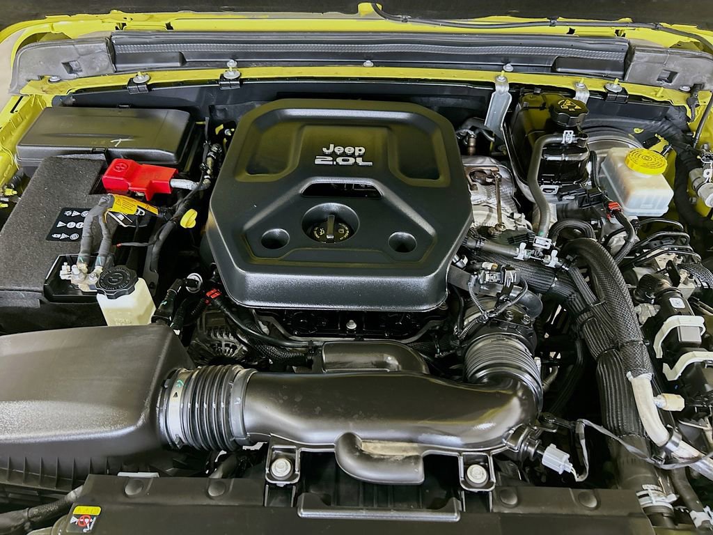 Used 2022 Jeep Wrangler Unlimited Rubicon w/ Cold Weather Group image 28