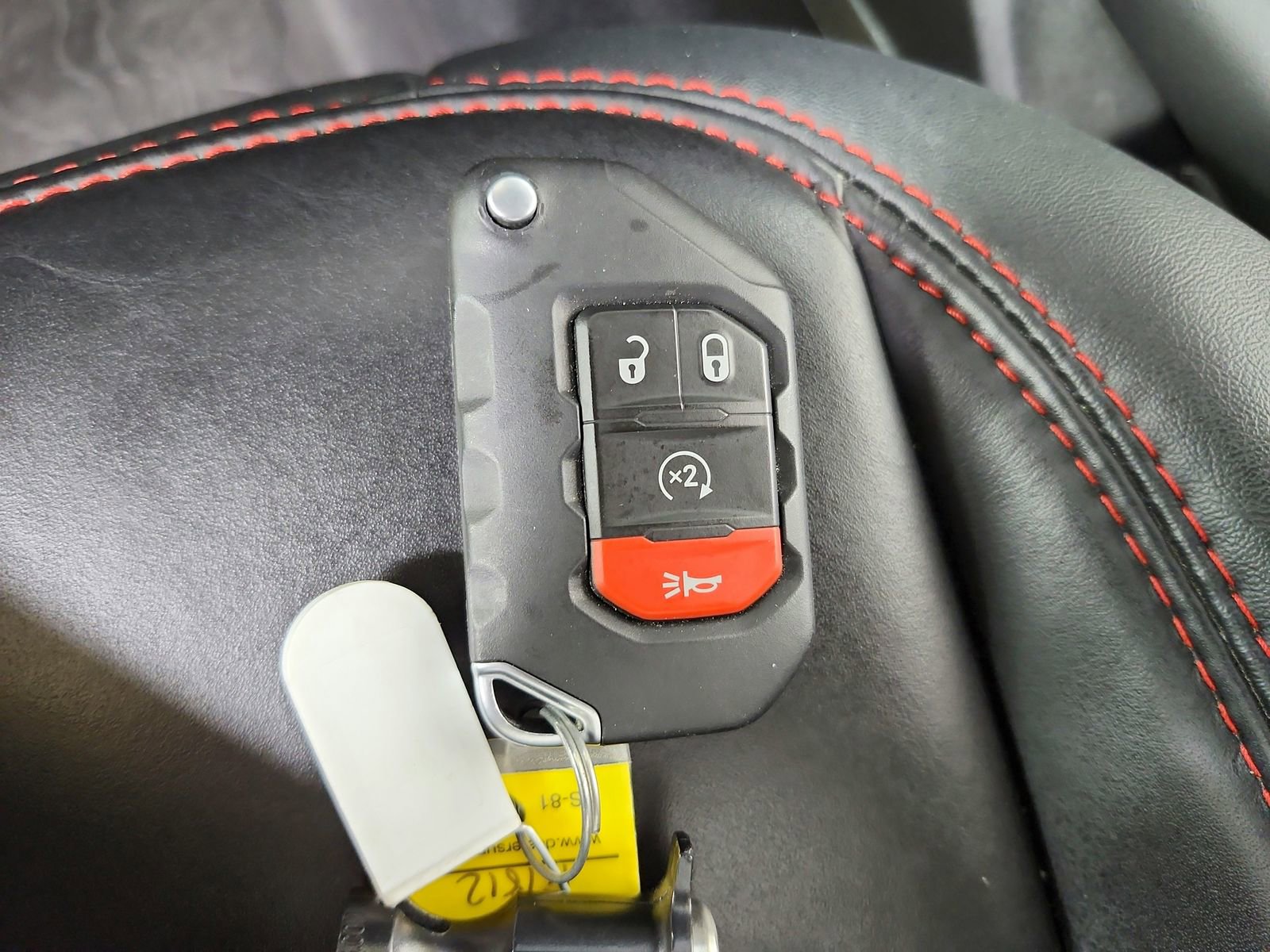 Used 2024 Jeep Wrangler Unlimited Rubicon image 34