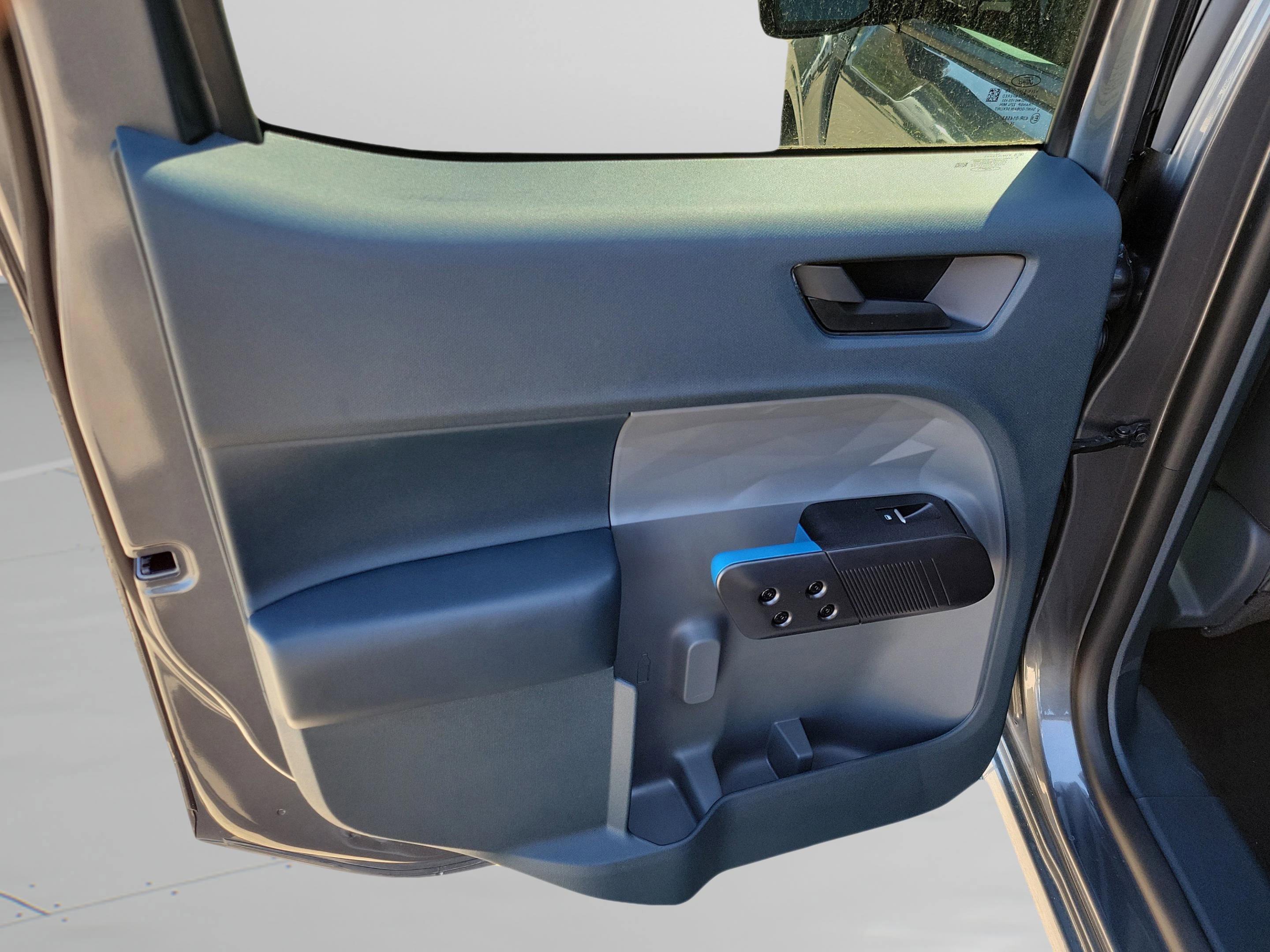 New 2026 Ford Maverick Lobo image 24